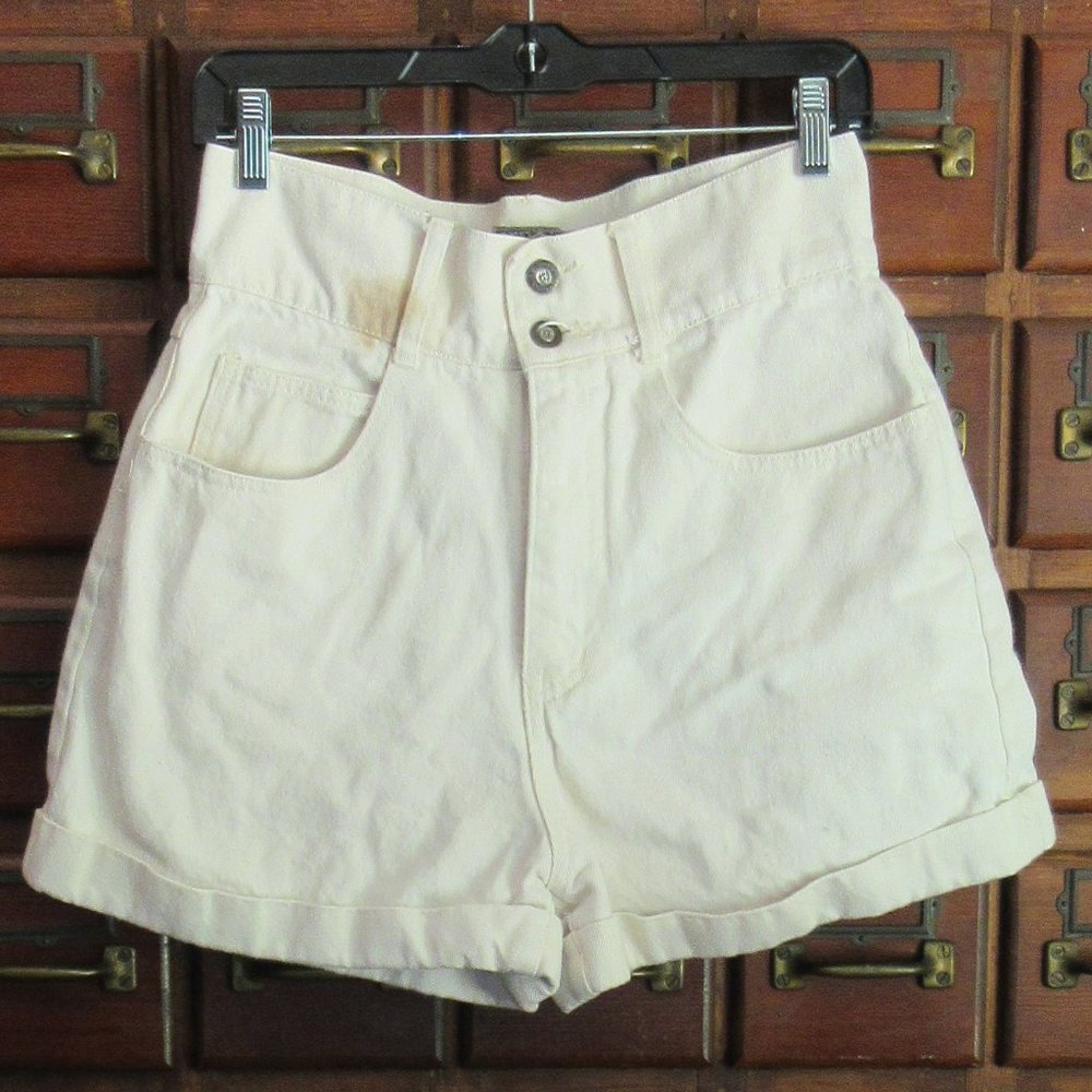 Ivory Denim Cuffed Shorts EXP JEANS 9/10